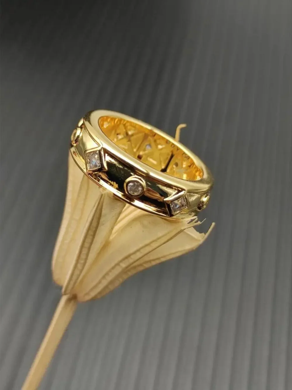 David Yurman gold ring with white diamonds